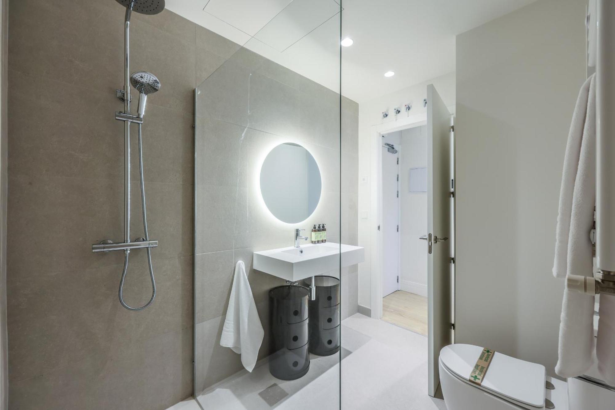 Apartamento Amazinn Places Palacio Real Madri